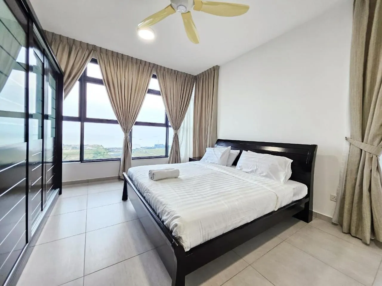 Penthouse Atlantis Melaka 12 Pax Apartment